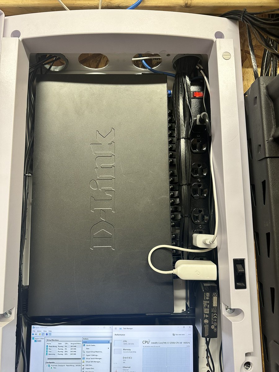 Custom Computing tweet media