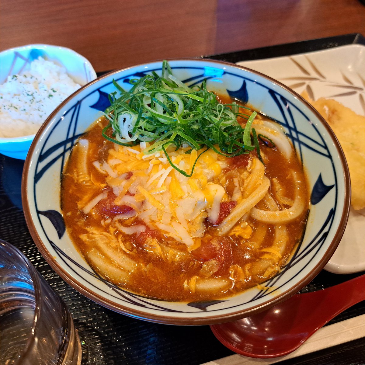 食べたかったよトマたまカレーうどん🍅🍛