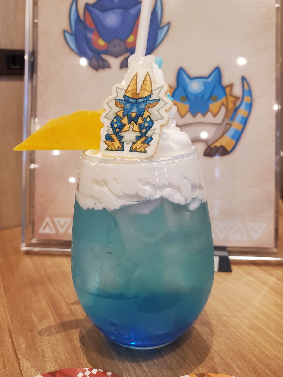 Capcom Cafe X #MonsterHunter 20th Anniversary Pop up! Menu item: 
Zinogre (Charged State) Blue Soda. 

The primary ingredients;  Blue Curacao, soda, whiped cream garnished with dried mango and Zinogre wafer. Sip bottom to top to combine all flavors, of sweet, tingly smoothness.