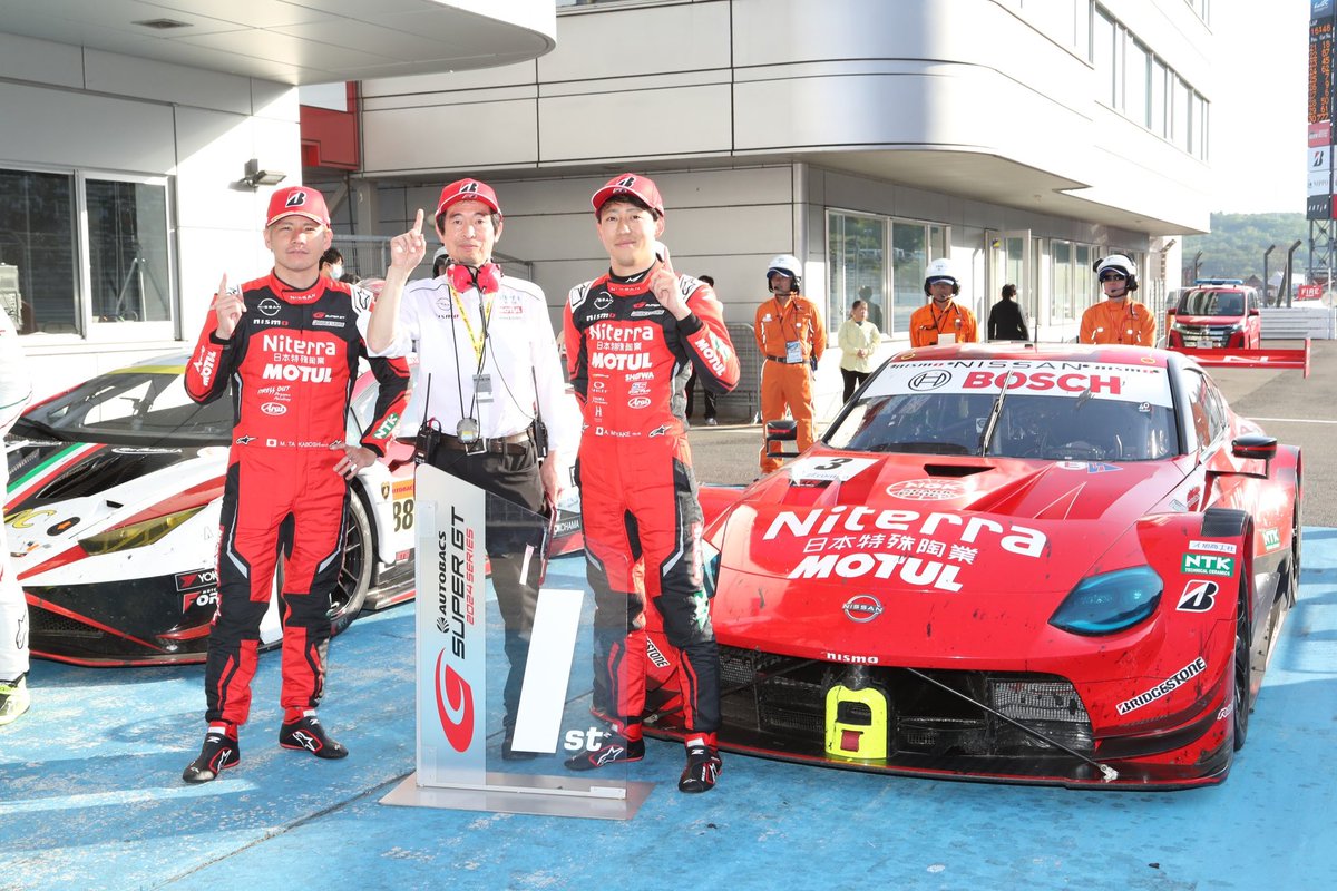 WIN🥇

#nissan
#nismo
#gt500
#supergt
#racingdriver
#niterra
#motul
#BRIDGESTONE
#Alpinestars 
#高星明誠
#三宅淳詞