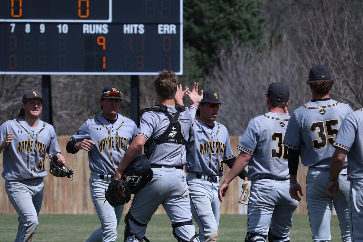 Nine runs in final two innings gives @WSCBB 16-8 win in series finale at Winona State. #PlayforthePaw wscwildcats.com/news/2024/5/4/…