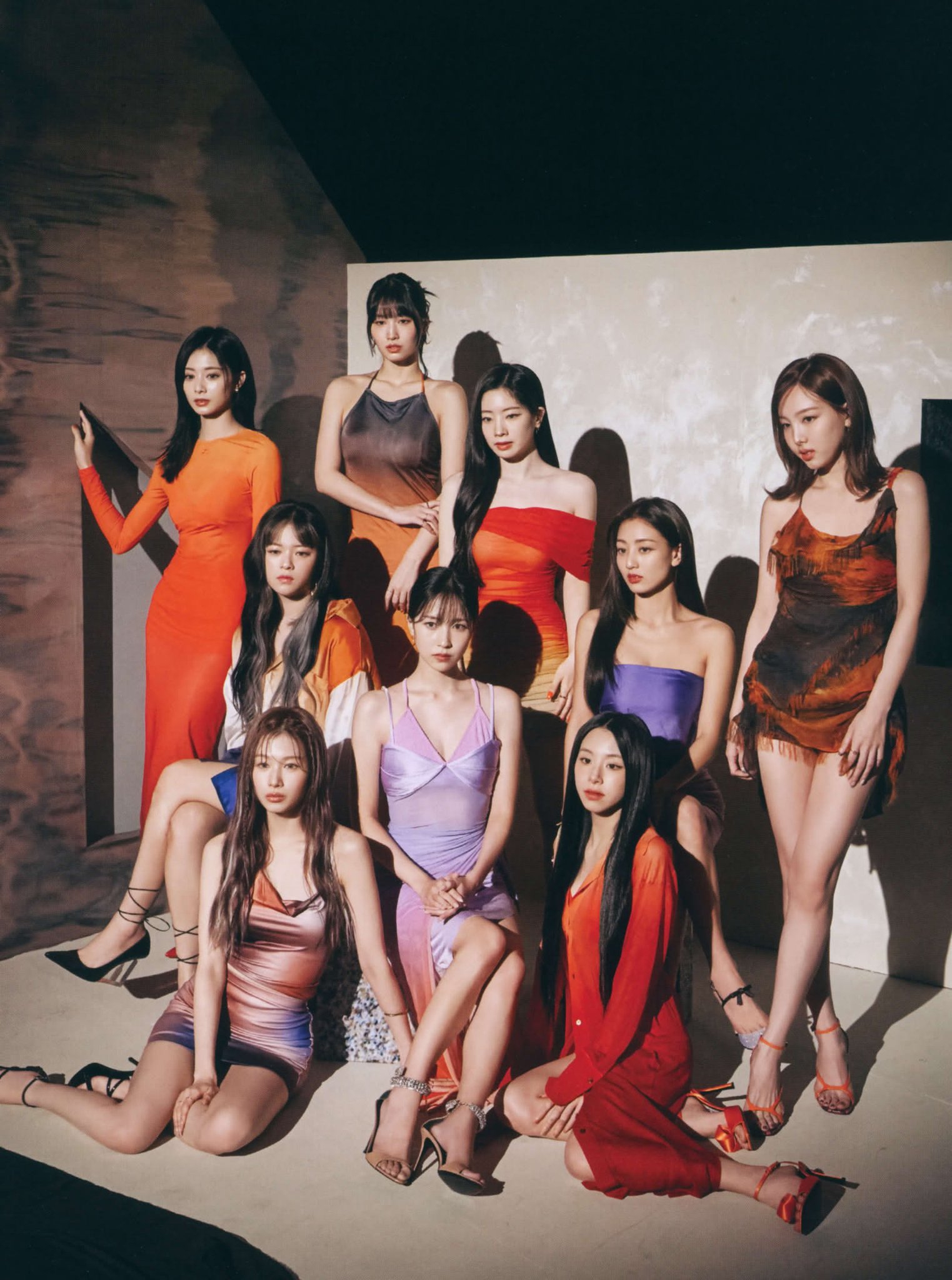 TWICE MONOGRAPH　写真集 TWICE トゥワイス MONOGRAPH With YOU-th 「 LIMITED EDITION