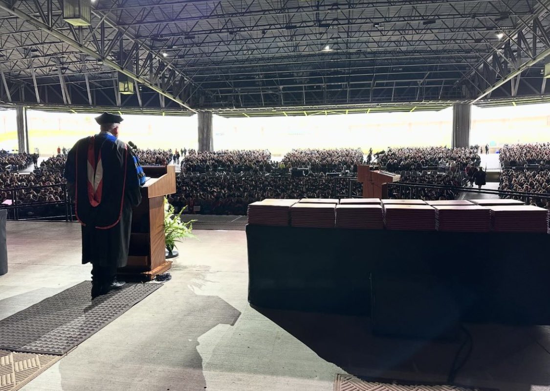 It was my first @WSUVancouver commencement today. It was fun shaking the hands of each graduate and congratulating them on being the newest members of the @WSUAlumAssoc family. 🎓 #VanCougs #CougGrad #WSU #GoCougs