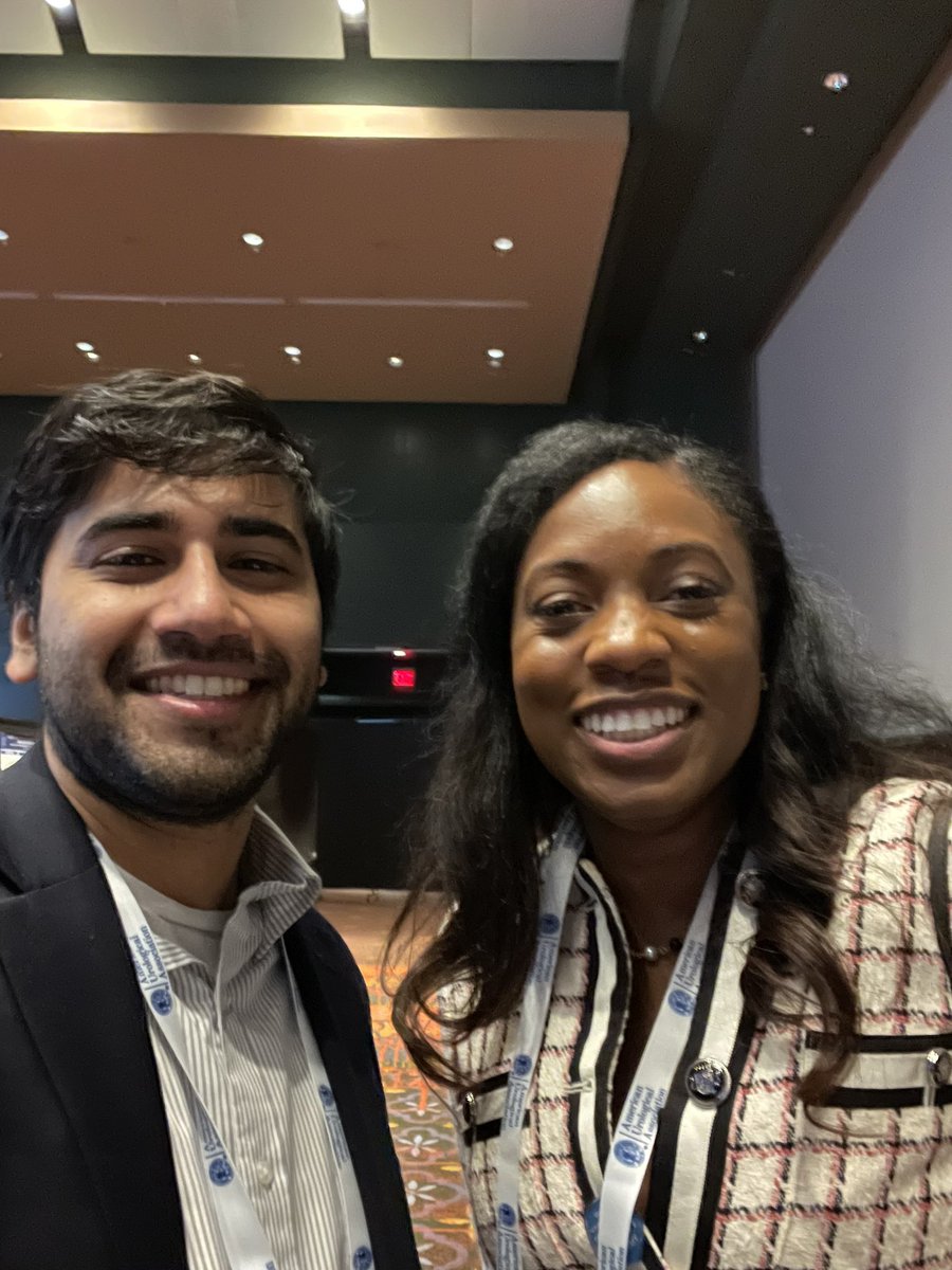 Great to see celebrity @DrDenise_ @AmerUrological @UrologyCareFdn research honors reception night at #AUA24! Glad to share the same @umichmedicine roots and glad to see you doing such great things! Go blue!