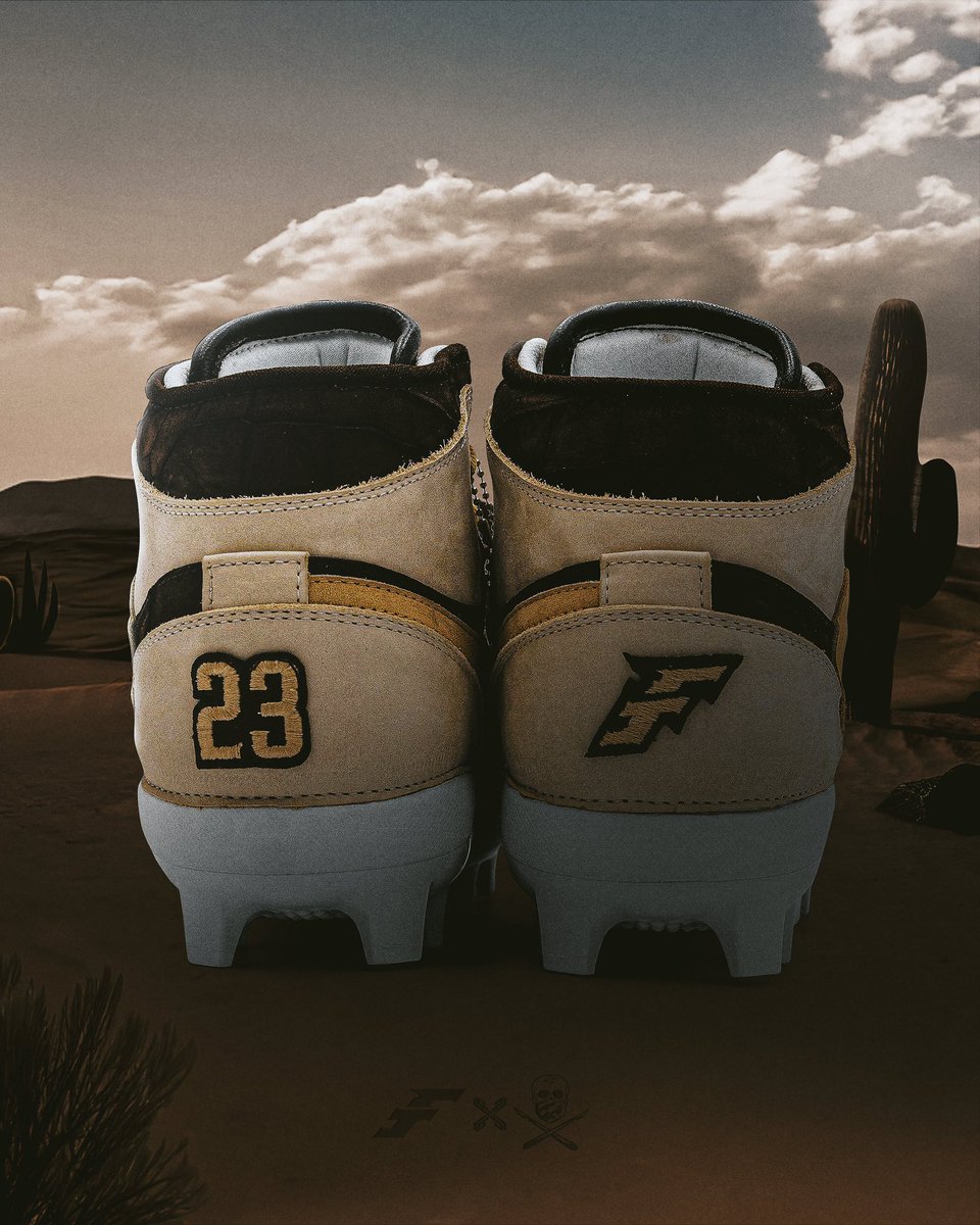 For Game 35: Nando’s cleats are as hot as the Sahara desert! 🥵🌵☀️ #LFGSD 

(📸: Xample)