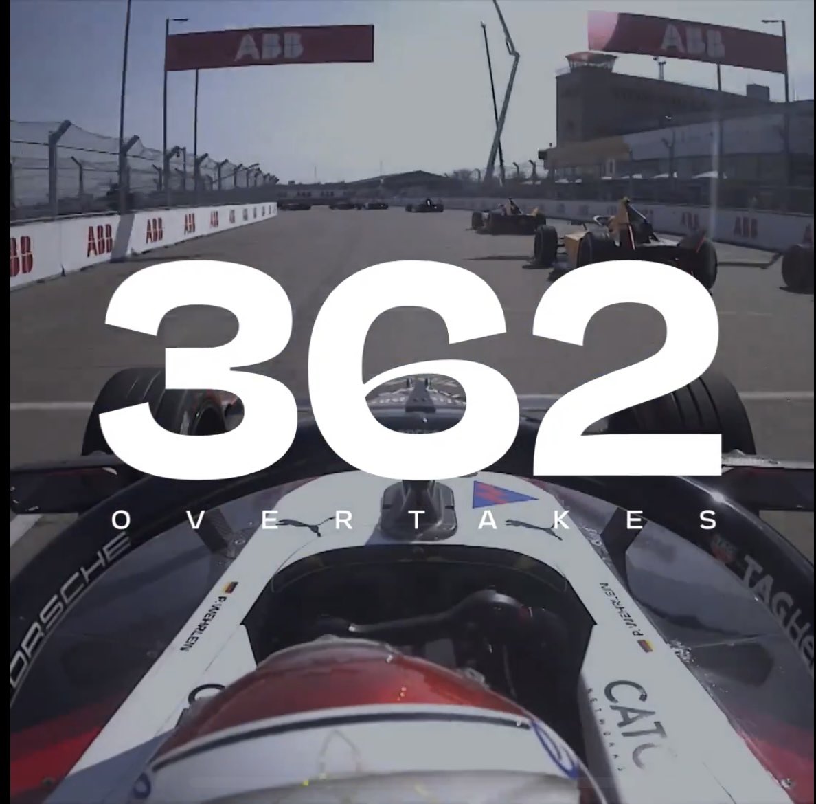🏁 Action-packed 😮‍💨

Last season's Berlin E-Prix saw a colossal 

362 overtakes! 🚗💨

How many could we expect at the 2024 SUNMINIMEAL Berlin E-Prix next weekend? 🤔

#feinsider #nissanproud #nissanemployee #nissanev #sustainability #environmentalsustainability