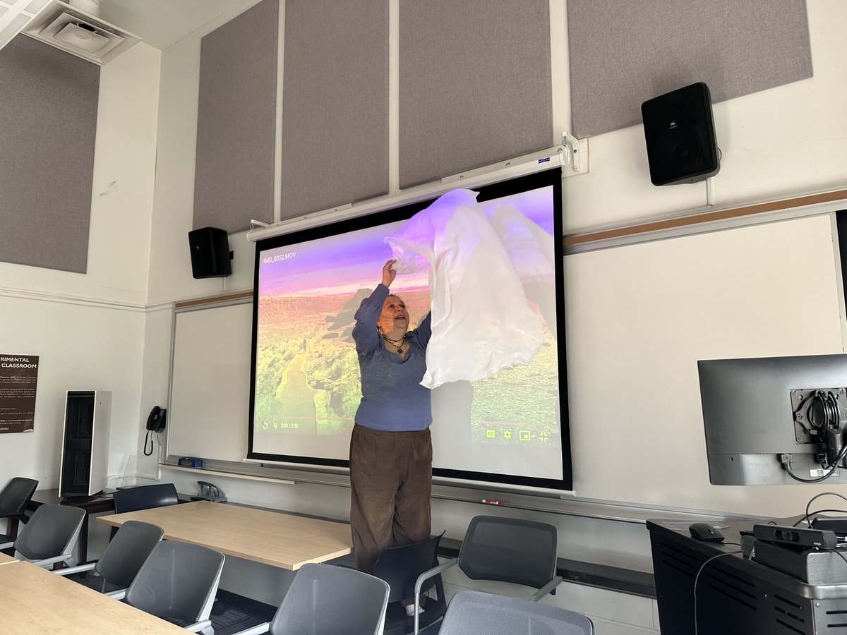 <Voices from Wupatki> are the voices of Hopi, Navajo-Diné &amp; Zuni people reflecting on their connection to this site of knowledge, to their ancestors, &amp; their #cosmovision. 

Come check out Florencia's creative curation of these voices!

RSVP: tinyurl.com/33z3w5mn