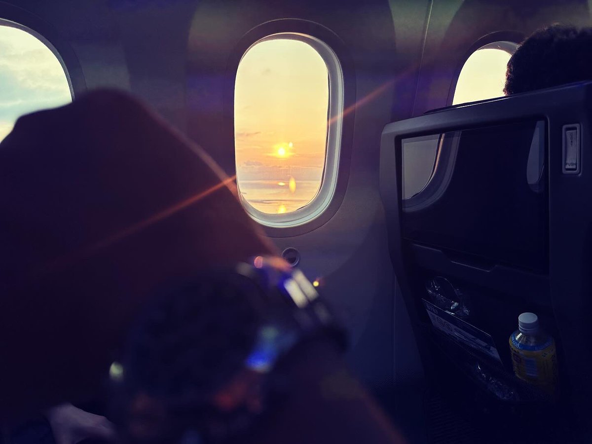 Maaaaa_chan458's tweet photo. 国内線最新機体だそうです💺
東京に帰ります✈️
#b78710 

#腕時計魂 #watchlife 
#Rolexlover #rolexlife 
#Rolex #rolexdaytona #daytona #cosmographdaytona #cosmograph 
#ロレックス #ロレックスデイトナ #デイトナ 
#コスモグラフデイトナ https://t.co/LyEyVbbw9y