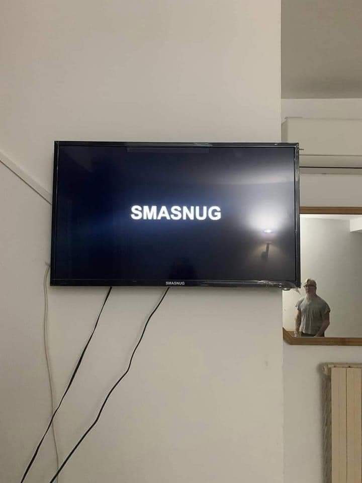 Mi gente llegó el smartTv que compre en TEMU. 😍

- Todo listo. ¡Que emoción!