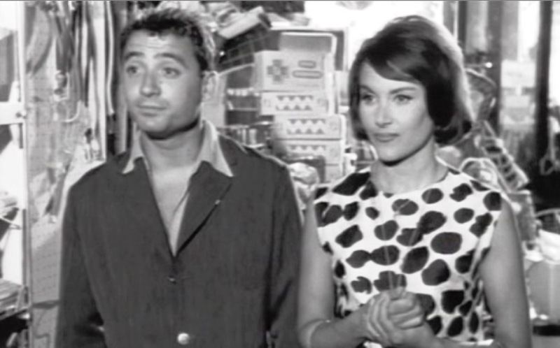 snoopy00073's tweet photo. #filmfrançais #comédie "Nous irons à Deauville" (1962) de #FrancisRigaud avec #ClaudeBrasseur, #MichelSerrault, #ColetteCastel, #PascaleRoberts, #MichelGalabru, #RogerPierre, #JeanRichard, #JeanCarmet, #JeanMarcThibault, #JacquelineDoyen, #LouisDeFunes etc. https://t.co/70y48zied8