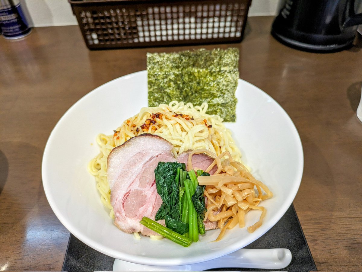 F3HA9ixArknbVOS's tweet image. 今日のラー活は三つ由✨✨#三つ由

三つ由のつけ麺ベジポタa type　大盛
TP　半熟卵✖2🥚🥚

ベジポタ濃厚つけ汁がうま〜〜い😍😍
麺にめっちゃスープに絡む😆😆
三つ由さん〜流石です❗👍👍
Xの情報だと　a type＝ajito type❗❓
ご馳走様です🙏