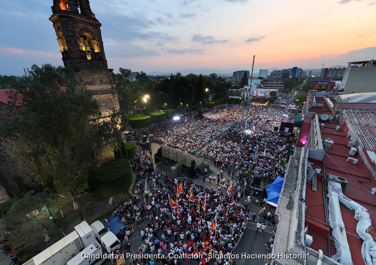 Claudiashein's tweet photo. En Tlalnepantla de Baz hay alegría y entusiasmo. Miren que bonita asamblea. https://t.co/JTVwZPyZSA