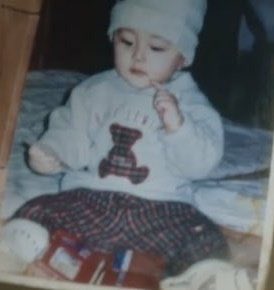giyome___'s tweet photo. 어린이의 더 어린 사진을 원합니다
아기의 아기사진 궁금해요
똑같이 생김 진짜루…🤟🤟 https://t.co/Q7YAIDVhAL