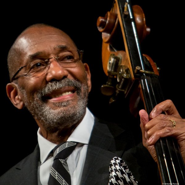 mcbridesworld's tweet image. The Maestro is 87 years old today! 🎊 🎈 🎉 🥳 🎂 He’s looking and sounding better than ever. Happy Birthday, Sir Ron! 🙏🏾 @RonCarterBass