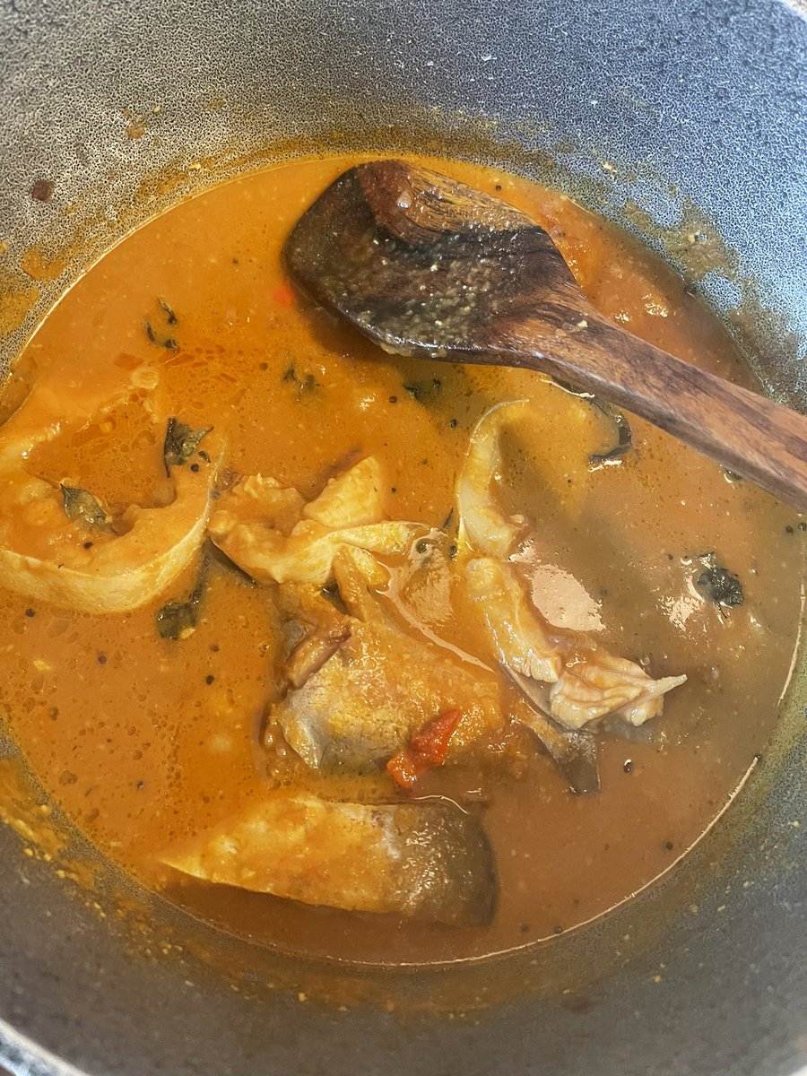 A_forAbii's tweet photo. Meen Kuzhambu senjen friends 🥰🥰
#ChefAB https://t.co/RJjP9sdKSO