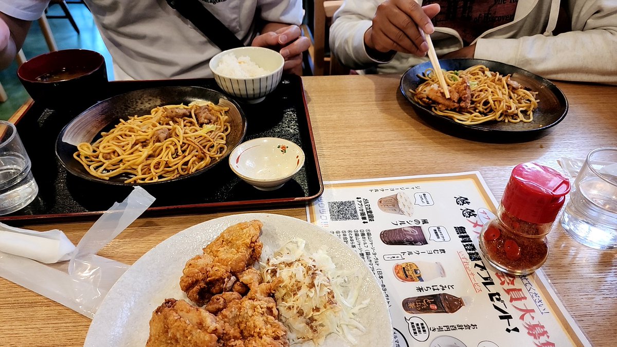 nikan86FC's tweet photo. 第2目的地 パスのおかげで3時間待ちが5分で食べれたラッキー https://t.co/MOMWC5l2KP