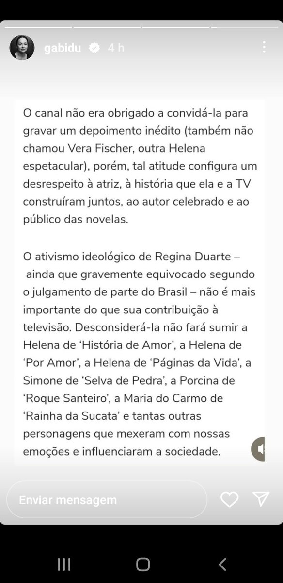 Flag_v2's tweet image. A Gabriela Duarte rasgando o verbo sobre a ausência da mãe no documentário do Maneco. Veio aí!  #TributoManoelCarlos