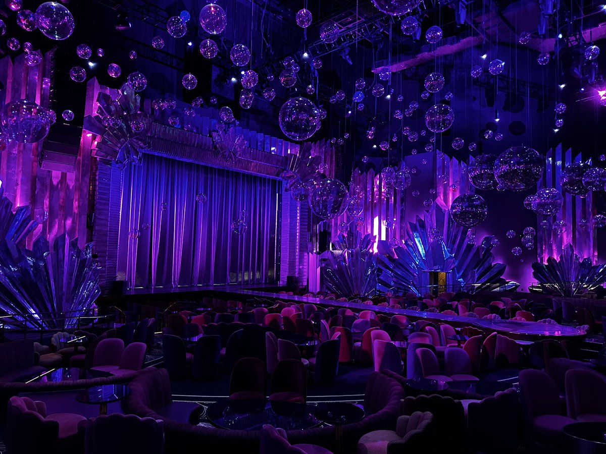 One last time in this beautiful room… 

Or is it? 

#KylieMinogue #KylieVegas #VoltaireLV