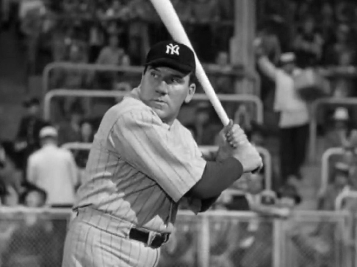 ShoelessSho's tweet image. Do not blame Peter Bendix. He only has baseball job because his grandpa was William Bendix, actor who played Babe Ruth. William Bendix was big actor in Japan. You bet.

@Marlins 
#WilliamBendix
@derekjeter 
#TheCaptain
@baseballhall 
@BabeRuthMuseum
#BabeRuth
@Yankees 
@Jomboy_