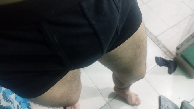 Me pregunt&oacute; si ya se nota el d&iacute;a de pierna https://t.co/rqLyrzbr3h