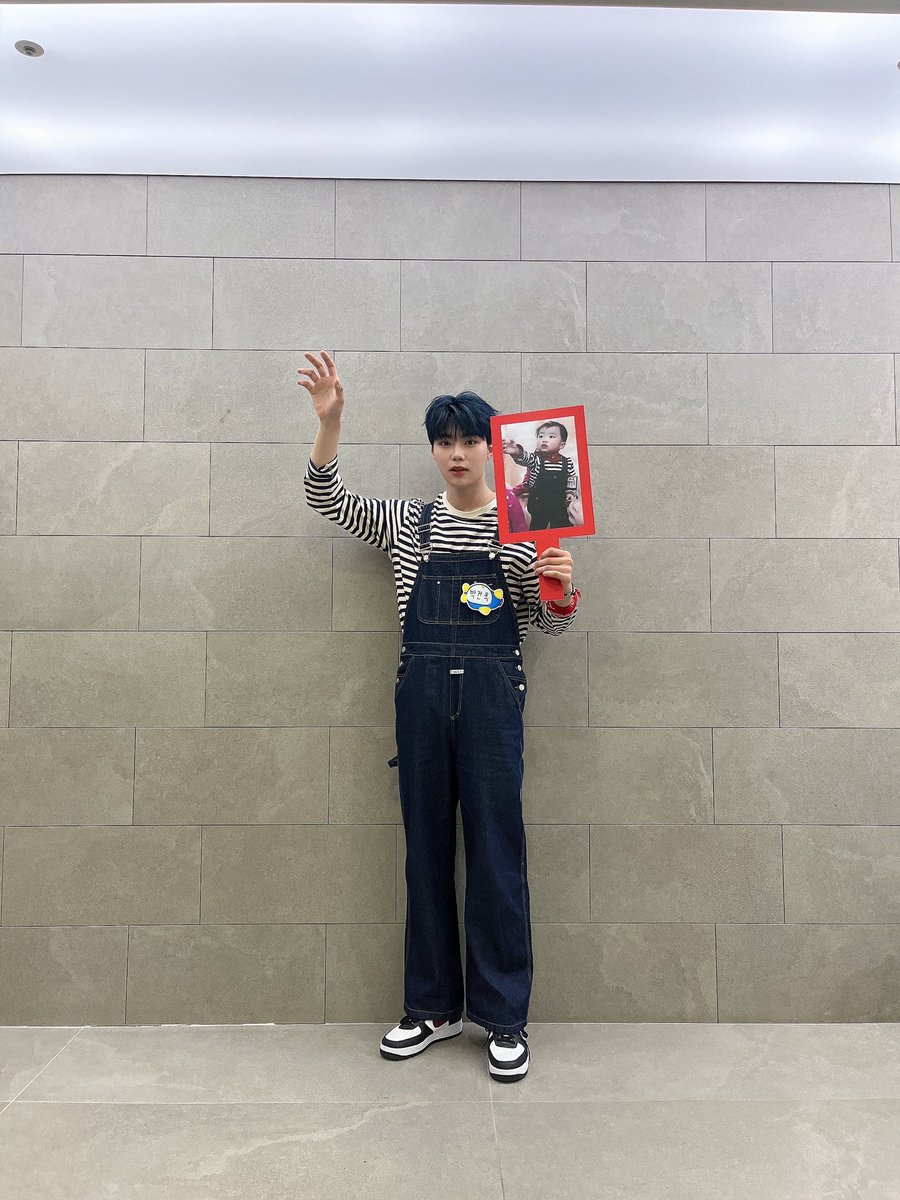 MBCMusicCore's tweet photo. 🧸건욱 어린이🧸

#ZEROBASEONE #제로베이스원 #건욱 @ZB1_official https://t.co/SsheA17P4S