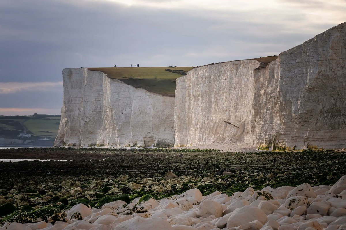 Visiting the coast this Bank Holiday? Be aware of tide times and stay clear of the cliff edge and base. Keep the good times good by staying sensible. #SevenSisters #BankHoliday