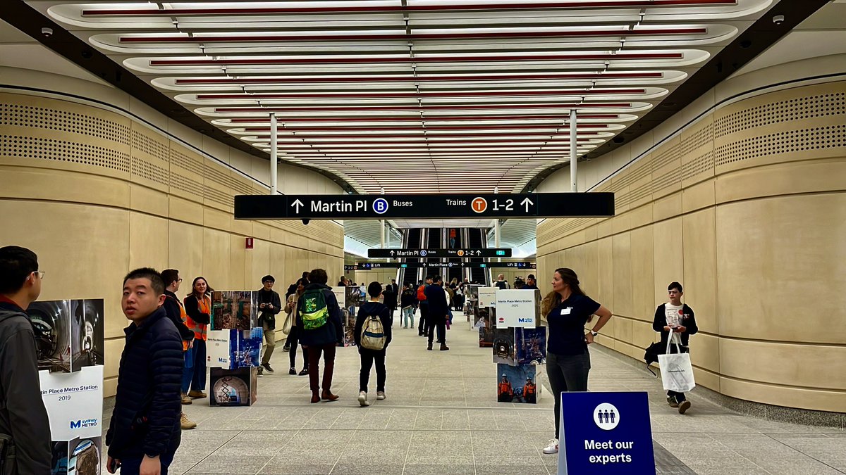 The Martin Place Metro Station is incredible!! I’m so excited for this station to open, providing a seamless interchange for commuters between the M1 and the T4. 
Add on the Metro West when that opens, via Hunter Street.