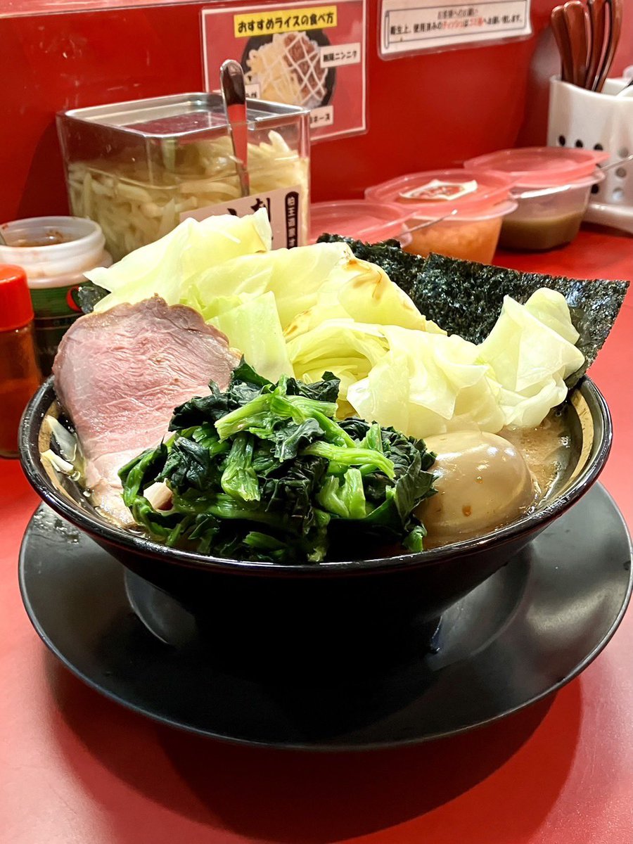 とらきち家
　
ラーメン🍜＋ダブルキャベツ🥬
　
はい🙋‍♀️
激うまくーーん💯🎉🎊💕✨
　
all🐯リアンの皆さま
お疲れさまでした🫡また明日👋
　
⚠️明日、5月6日(月)11:00〜
とらきち家🐯×浜一🐷コラボ‼️
トライチ油そば🍜120杯限定😍