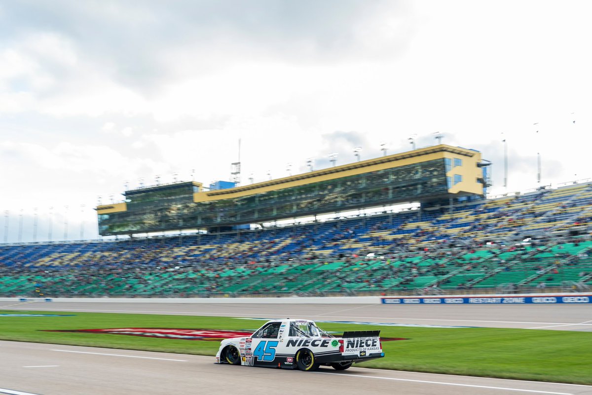 P4 at Kansas. Man what a race we had for our 45 group. Ran up front all night and showed what we can do. Phil and the guys at @NieceMotorsport brought an amazing truck. Clean up my mistakes and come back better at Charlotte in a couple of weeks! Onto North Wilkesboro!👍🏻👊