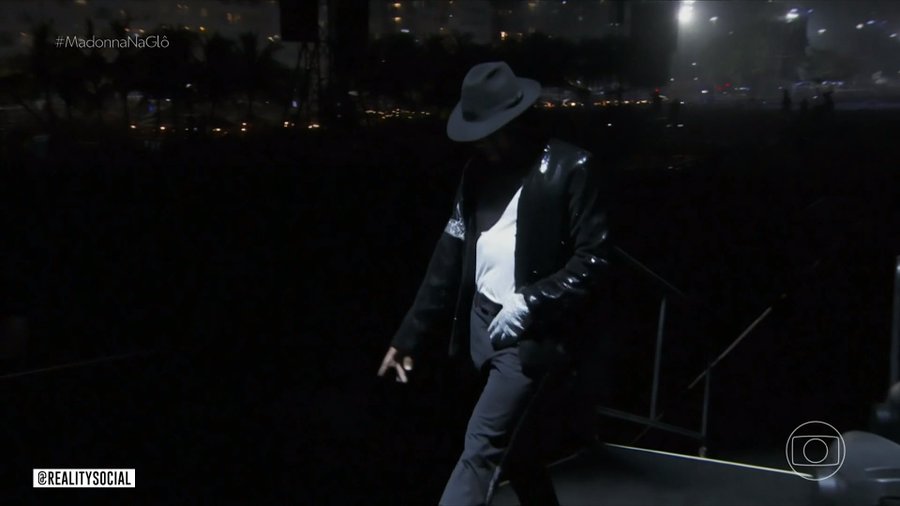 Madonna dedicou parte do show para homenagear Michel Jackson