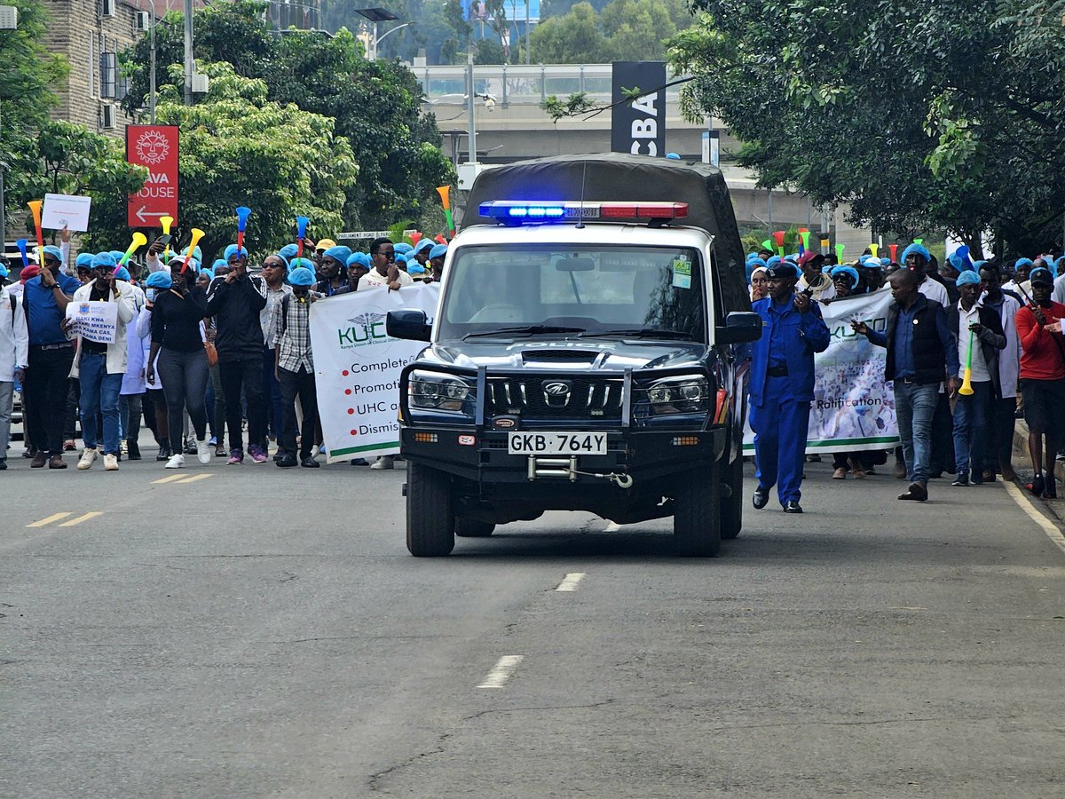 Last night, the union's attempt to negotiate failed again when the government side refused to address any clauses deemed unsatisfactory by KMPDU NAC
#DoctorsStrikeResolved #CycloneHidaya #Rivernyando #Declanrice #Trossard   #KattWilliams #FloodsAdvisoryKE #sharia #RigathiGachagua