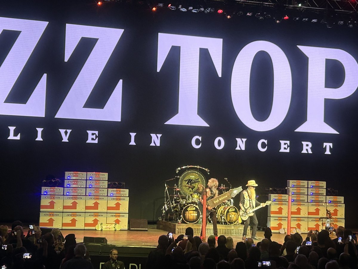 Always great seeing the legends @ZZTop !!! #zztop