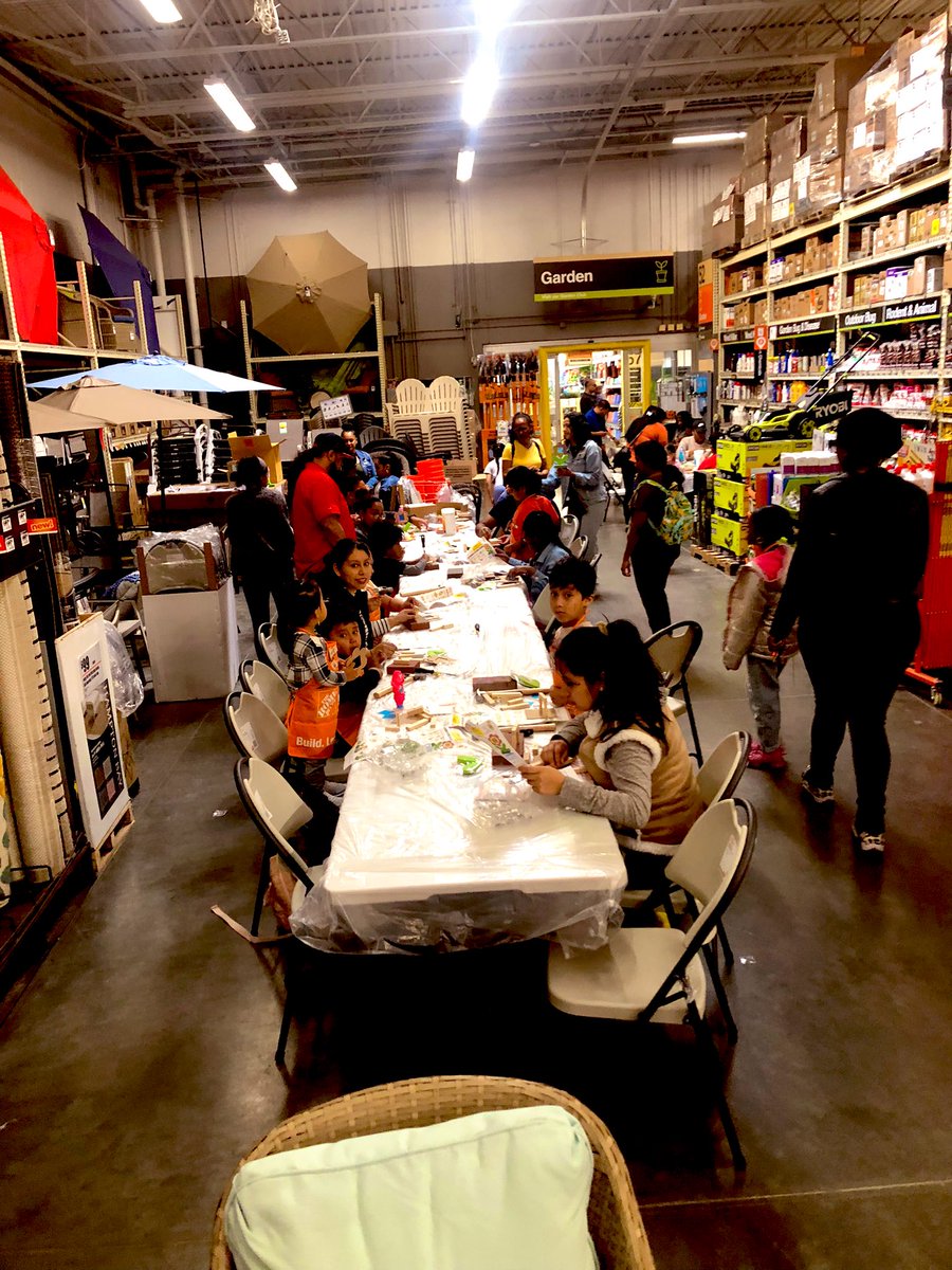 deshell1957's tweet image. 980, The Newark Home Depot’s Kids Workshop. Building a Blooming Picture Frame. The first Saturday of every month, from 9am-12noon. All are always welcome. @marcusmccollum @PhelpsFahimah @SeanMorris12 @linetterubio3 @svandoimen @DHRMgregorio @Ckelly28K @thdmikeb @Stephon68682242