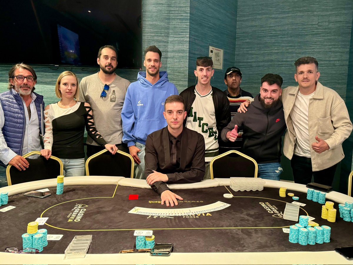 CasinoGVPoker's tweet photo. Arranca la mesa final de nuestro torneo paralelo del estacional de primavera. 
¡ SUERTE A TODOS !
@CasinoGVPoker https://t.co/WfMJDFE2Fb