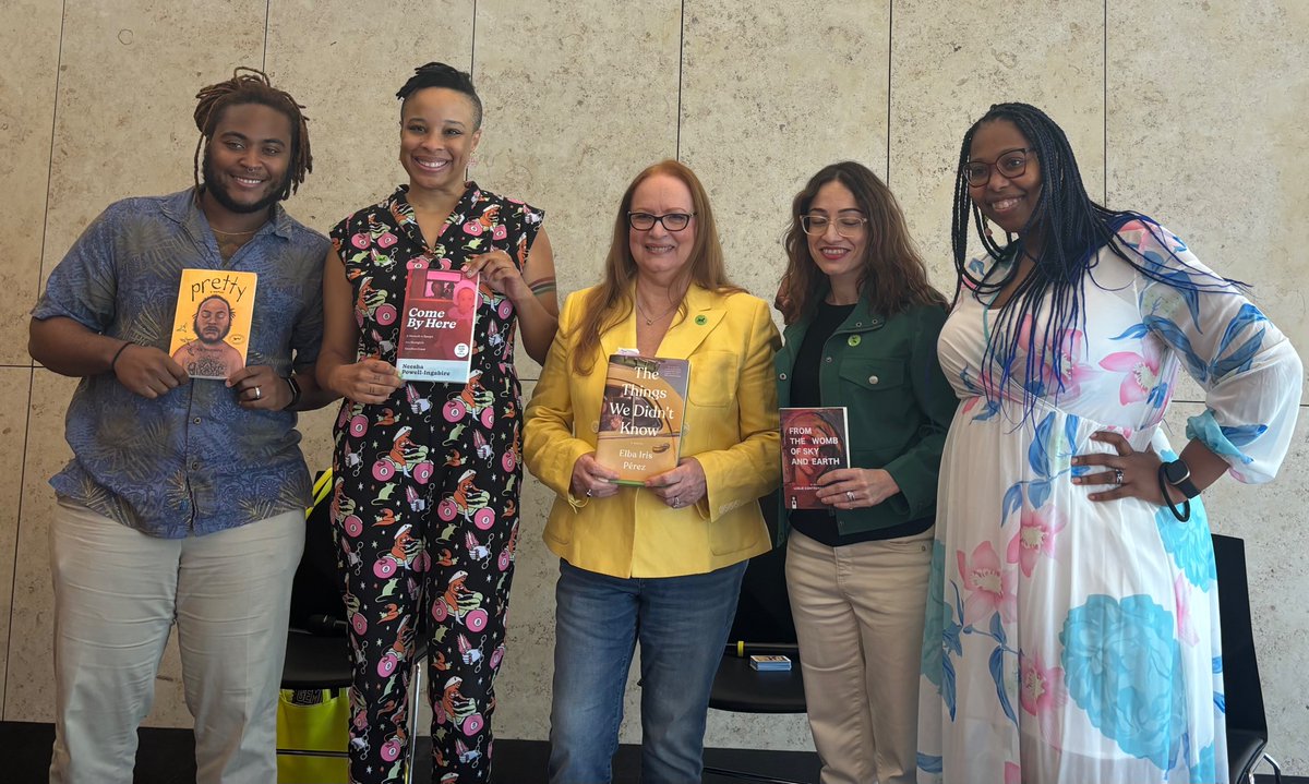 Presenting my novel THE THINGS WE DIDN'T KNOW today at the 'Writing About Us' panel @BIPOCBookFest  in Houston Asian Society Center was invigorating & insightful! 
@gallerybooks @sterlinglordlit @amarahoshij #weneeddiversebooks