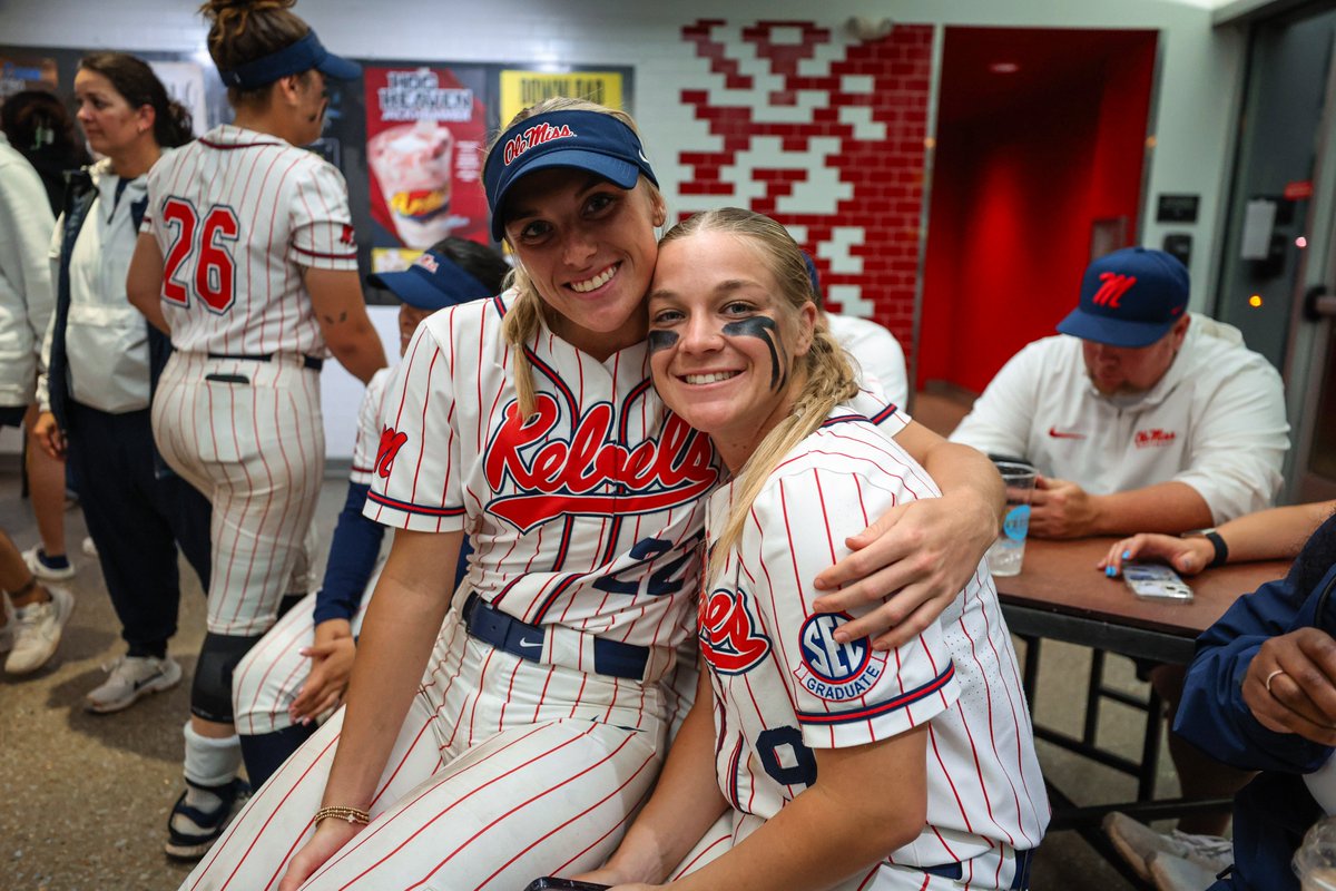 OleMissSoftball tweet picture