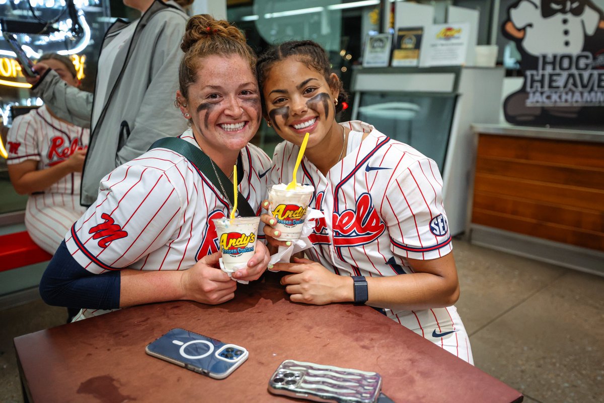 OleMissSoftball tweet picture