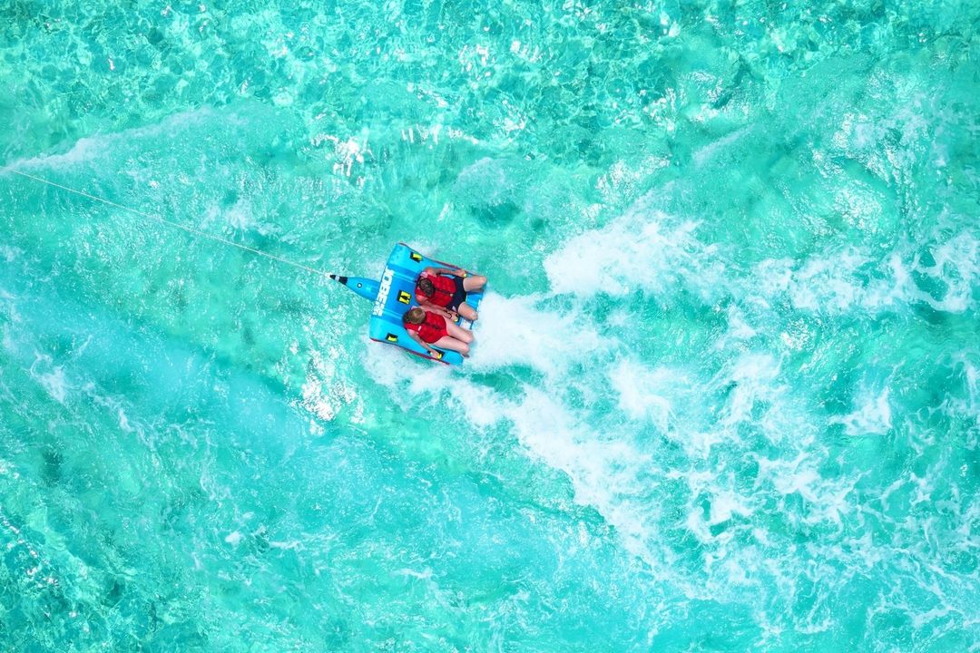 Sun, sea, and a splash of adrenaline!💙⁠

📸: Embudu Village

#MaldivesVirtualTour #EmbuduVillage #Maldives #VisitMaldives #Explore #TravelBlog #Traveller #TravelBug #LuxuryTravel #VacayGoals #BestOfMaldives #MustVisit #VacationMode