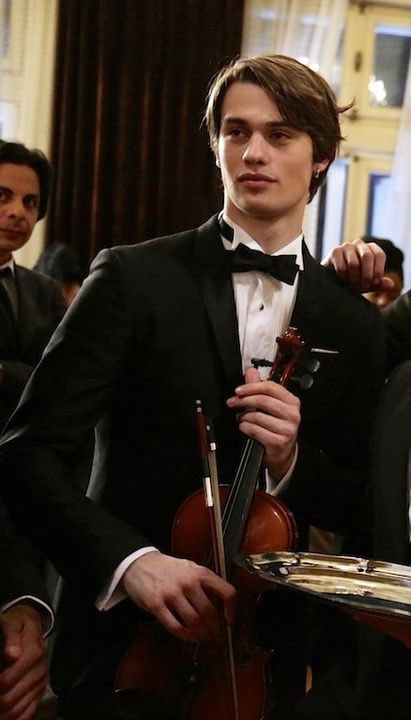 been waiting for nicholas Galitzine to get the hype he has now since high strung (2016) 🙏🏼