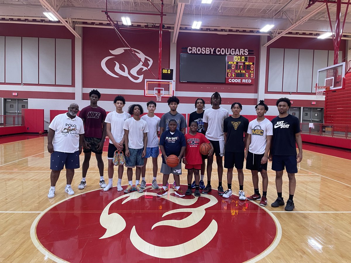 ⁦<a href="/HaggertyPj/">PJ Haggerty</a>⁩ ⁦<a href="/HoustonSuperst1/">Houston Superstars</a>⁩ Thank you PJ for giving the players sound advice about being a good player. #Always a Houston Superstar.