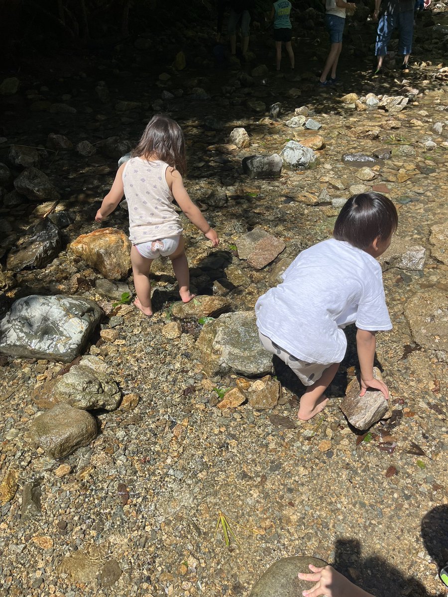 ayuka0609's tweet photo. 槙尾こもれびの森の川めっちゃ
綺麗で良かった！
また行きたいな😃 https://t.co/BBnWaXVbeH