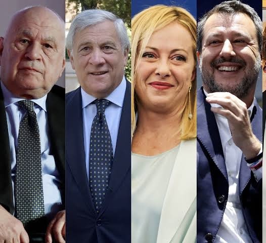 Obiettivi del #Il_peggior_governo_di_sempre : -Premierato -Autonomia differenziata -Sdoppiamento CSM (giudicante nominato a sorteggio e referente eletto dal governo) -Eliminazione obbligatorietà azione penale per alcuni reati. Sarà il caos. (con l’appoggio di IV e Azione)