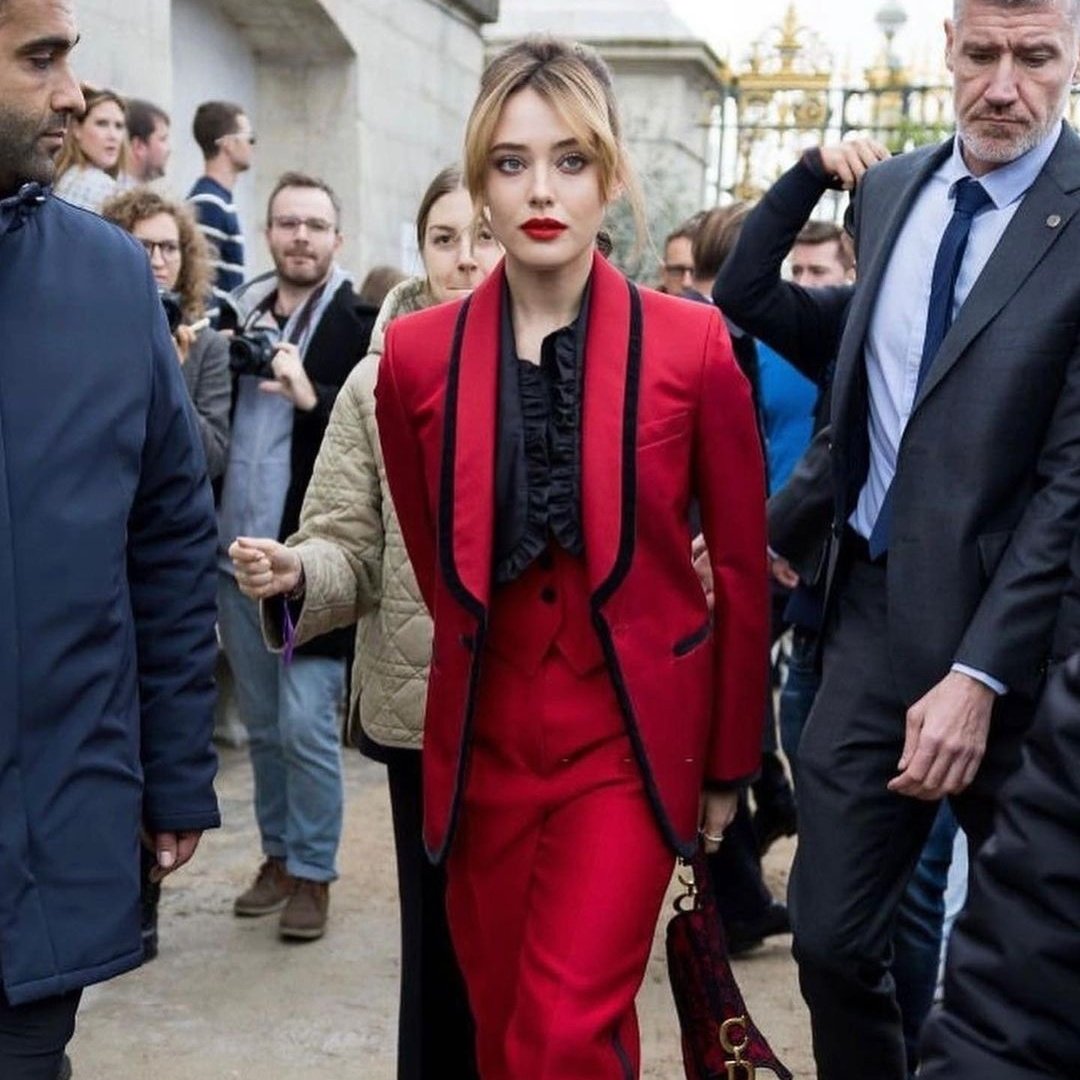 морган старк, будем знакомы!

да, дочь того самого. разве по мне не видно?