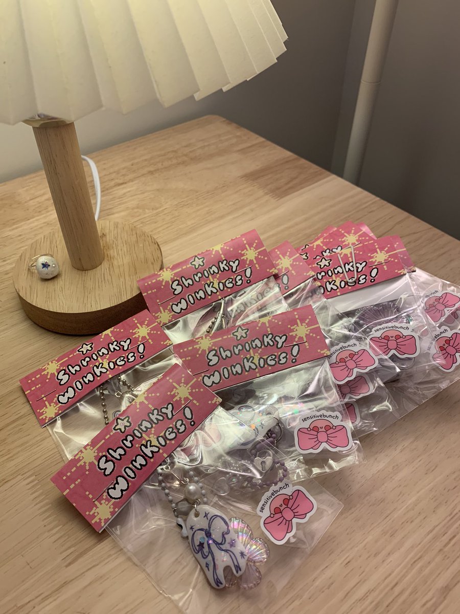 sensitivepimple's tweet photo. hi!!!! just wanna share that i’m selling best of sp products over at UP GYUD FOOD🎀 Last day today! 

also! NEW PACKAGING for new shrinky winkies😉

mr dothead aka @/alienopinions will be assisting u!!! https://t.co/MWNOzteSvm