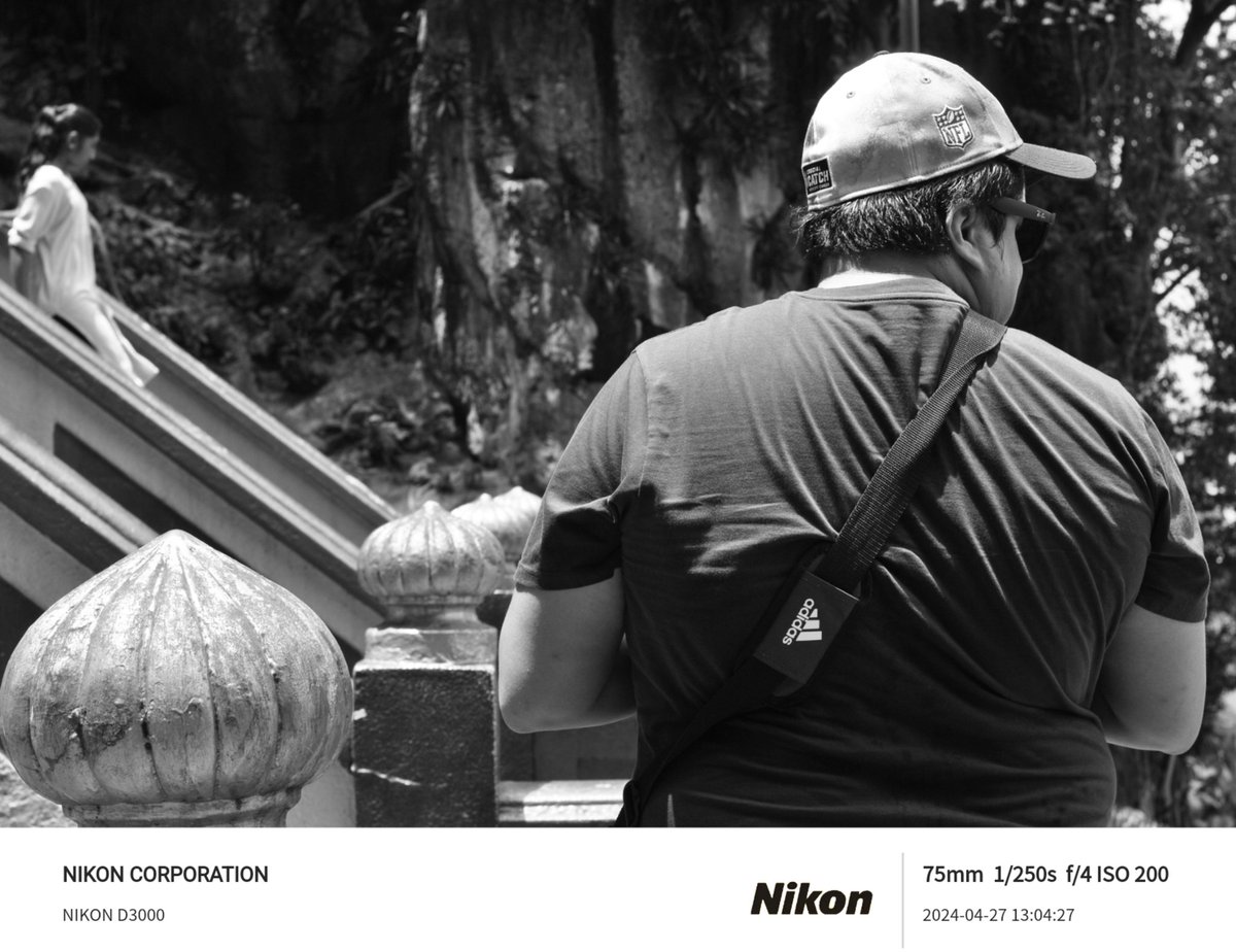 Batu Caves BNW...

📷 Nikon D3000

#攝影 #photography #nikond3000 #d3000 #Nikon #nikonphotography #街頭攝影 #streetphotography #黑白攝影 #bwphotography #bnwphotography #streetphotographyinternational #人文掃街 #掃街 #nikoncreators