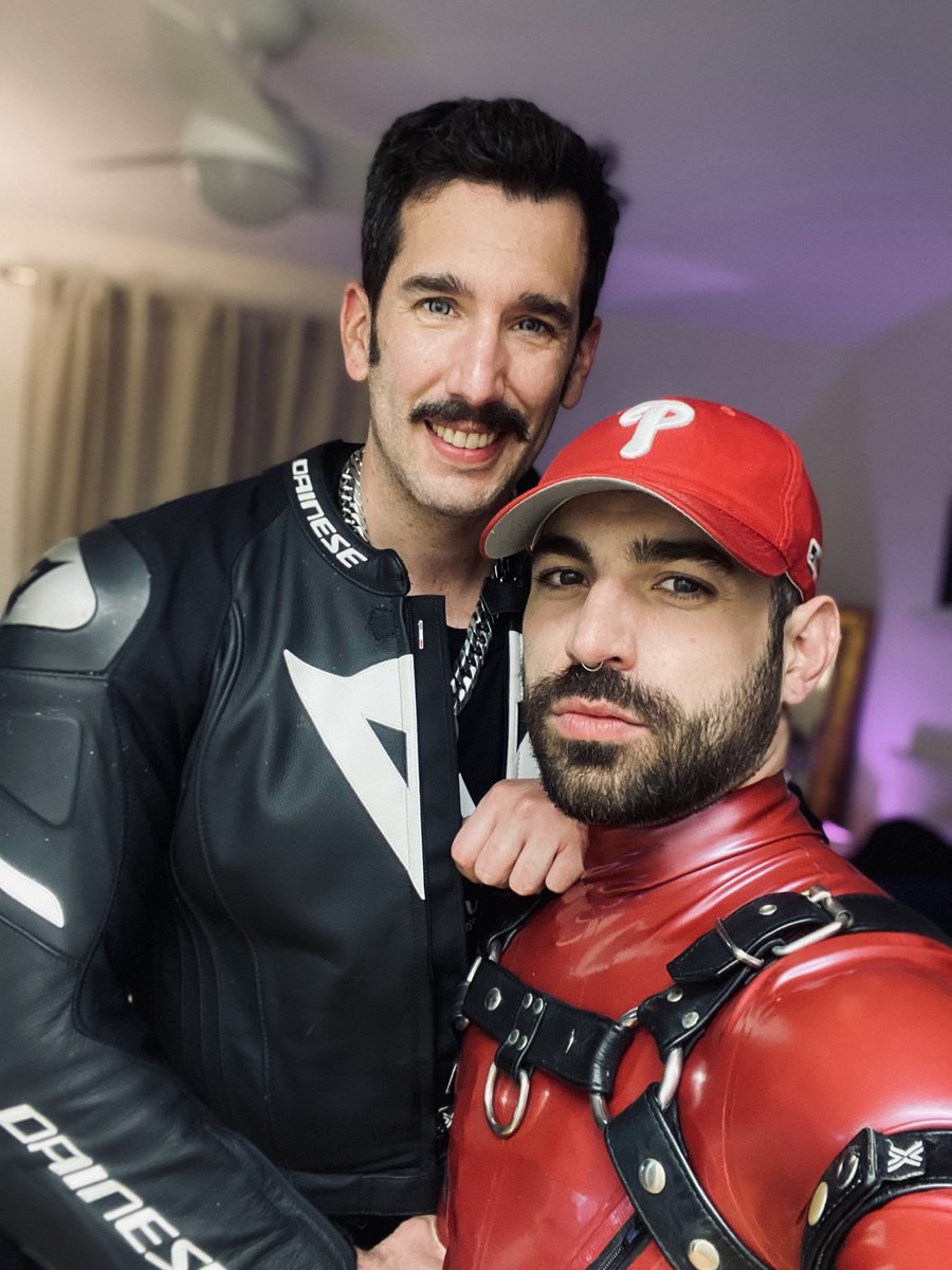 Tan contentos 🤤🤤 <a href="/Slave_Josh/">Sumiso_ff</a>