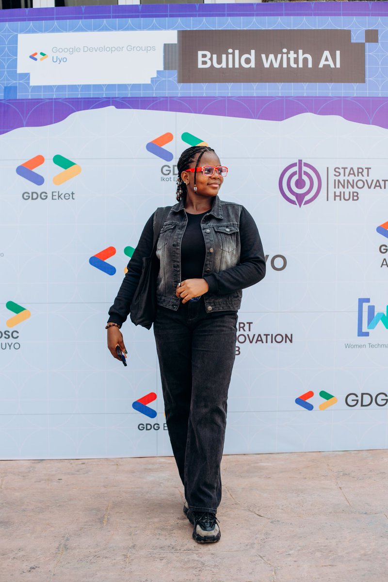 BettySociall's tweet photo. Hey there! 👋
Your favorite social media manager from #BuildwithAIUyo! for @gdg_uyo here. It was such an amazing event. Staying behind the scenes to craft engaging contents and share them live was worth it.
#BuildwithAI #BuildwithAIUyo #GDGUyo
👇👇 https://t.co/0tusCFpTkA
