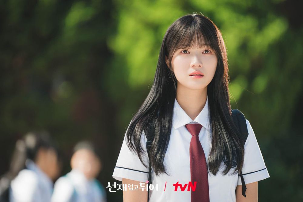 Director Yoon Jongho Reveals 'Lovely Runner' was Written with Kim Hyeyoon in Mind, Says 'If She Hadn't Accepted, This Drama Might Not Have Come to Realization'

pannative.blogspot.com/2024/05/lovely…
#LovelyRunner #KimHyeyoon #선재업고튀어 #김혜윤