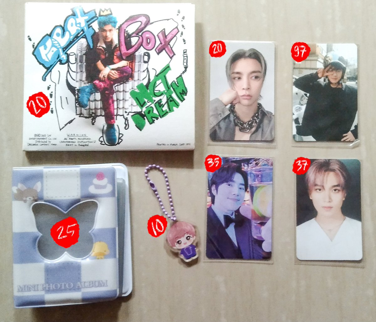 375mhzcam's tweet photo. WTS / WANT TO SELL

› pola hello future haechan
› pc johnny ayyo
› pc suho digipack exist
› digipack only beatbox mark
› pc chanyeol what a life g ver (Chanyeol helm)
› pc photocard collect book / kolbuk binder 
› keychain haechan by @.blumebinu https://t.co/voTQTpGqng