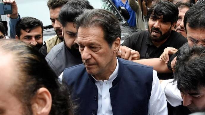 ⚡BREAKING NEWS:
🇵🇰 Pakistan's Imran Khan Faces Renewed Probe Amid Public Outcry for Release from Detention

The National Accountability Bureau (NAB) of Pakistan has launched a fresh inquiry into the Toshakhana case, summoning Khan's wife, Bushra Bibi, for questioning. This move…